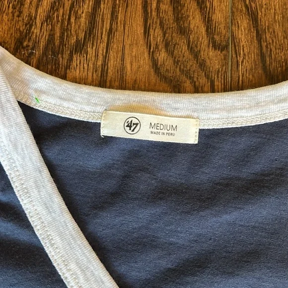 NWT!!  Dallas Cowboys women’s t-shirt, size medium - Picture 5 of 7